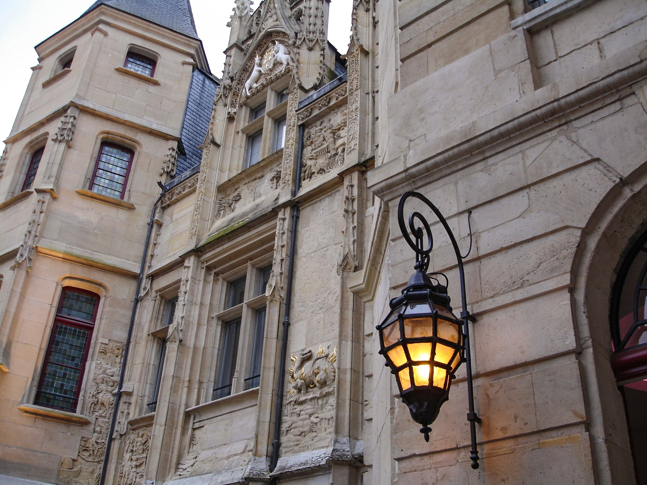rouen_bourgtheroulde