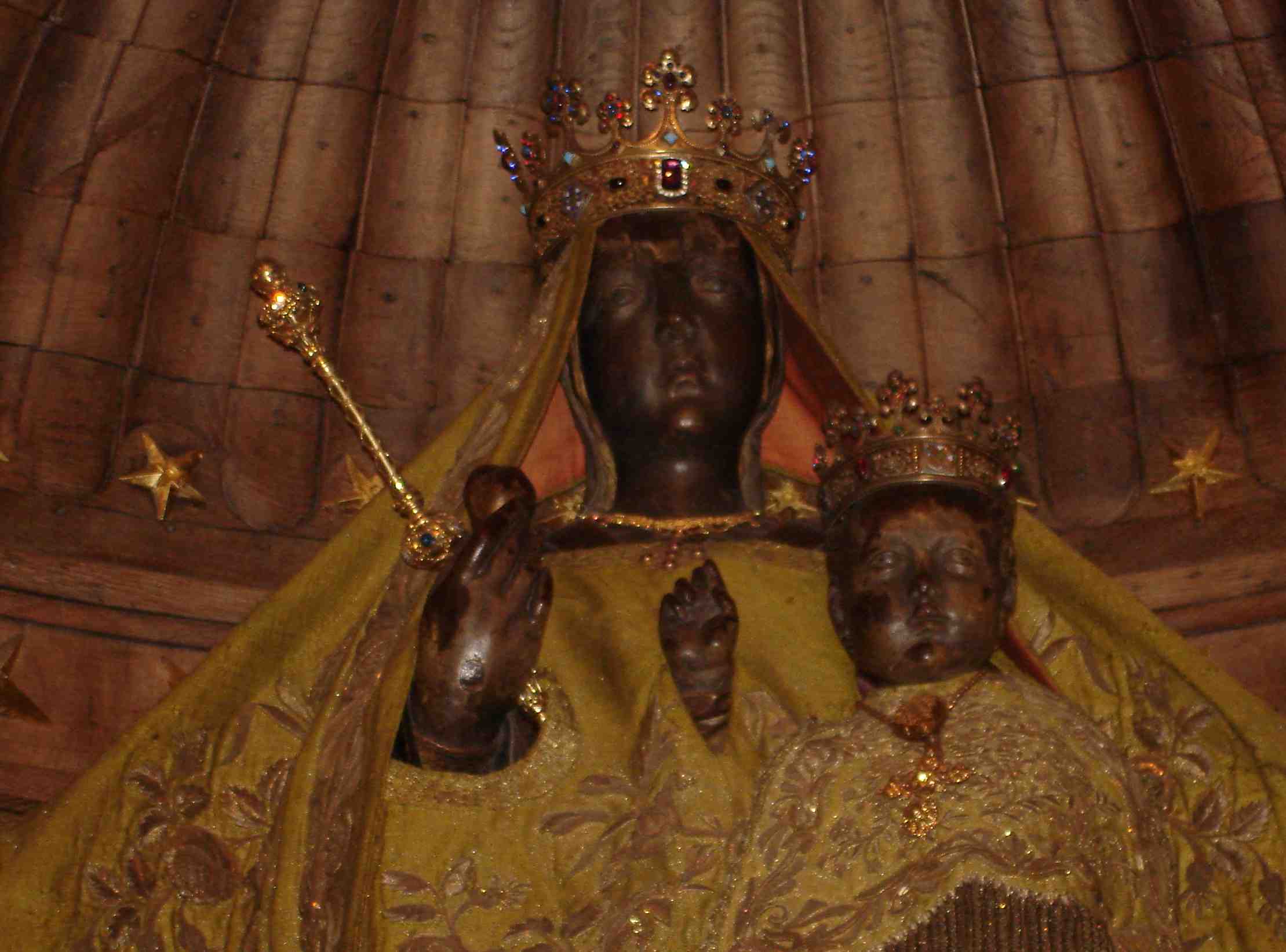Notre-Dame du Pilier (Our Lady of the Pillar)  Chartres (28)