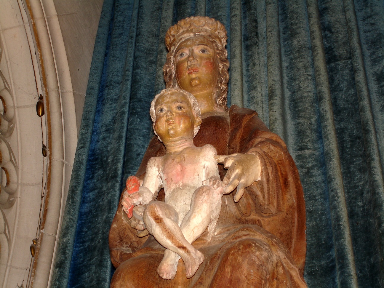 Vierge noire de ND de Clry (45)